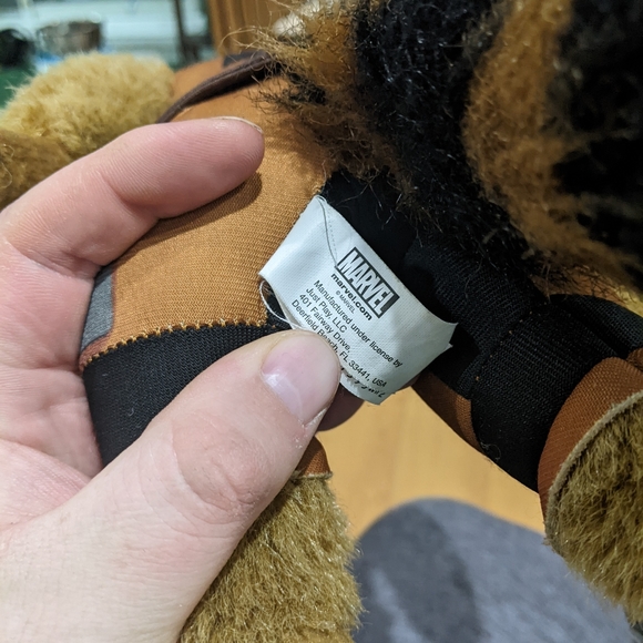 MARVEL Rocket Raccoon 16" Plush - Picture 3 of 3